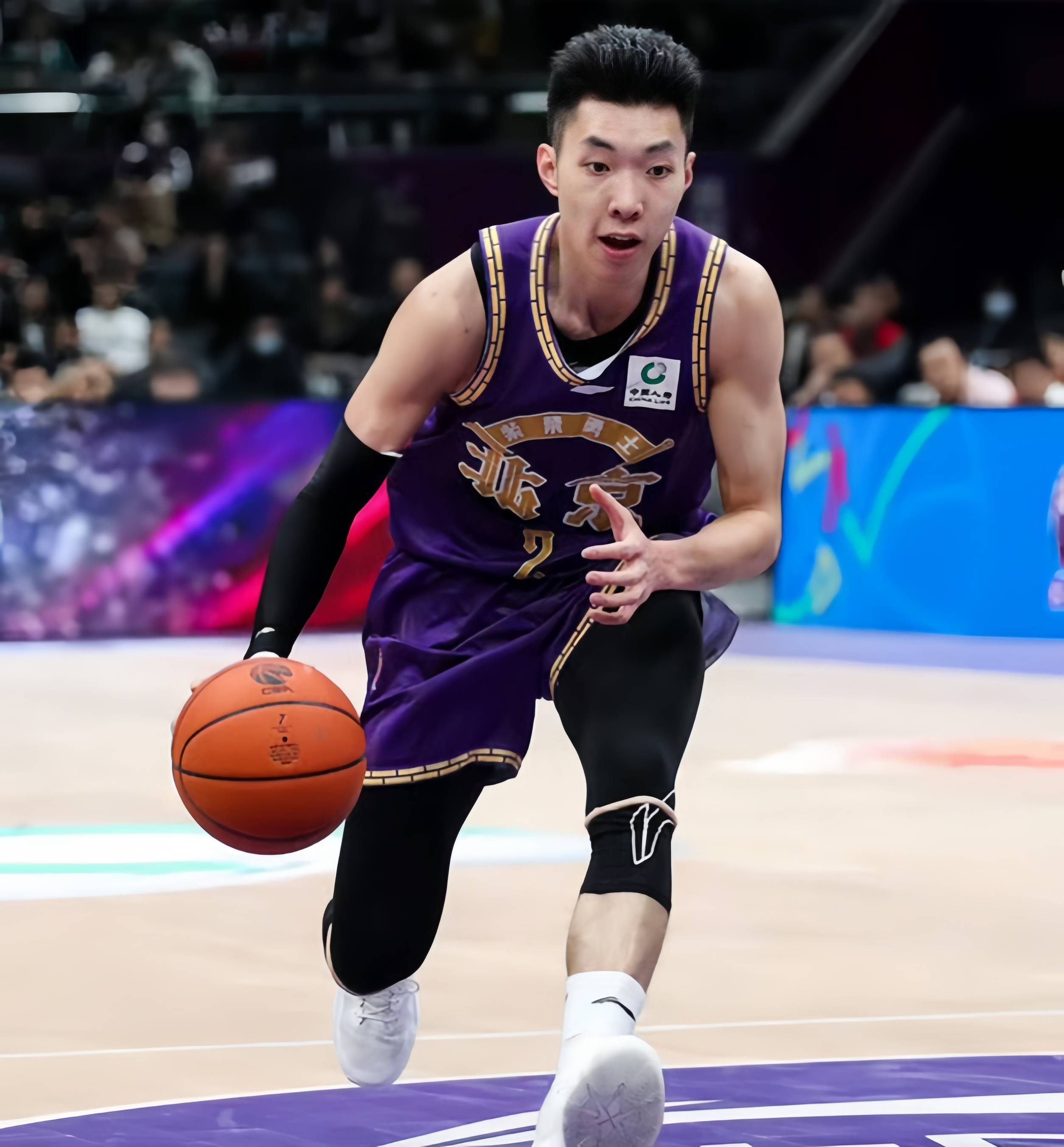 杨瀚森夏联场均10分5板2.3帽屡次贡献惊艳妙传的简单介绍