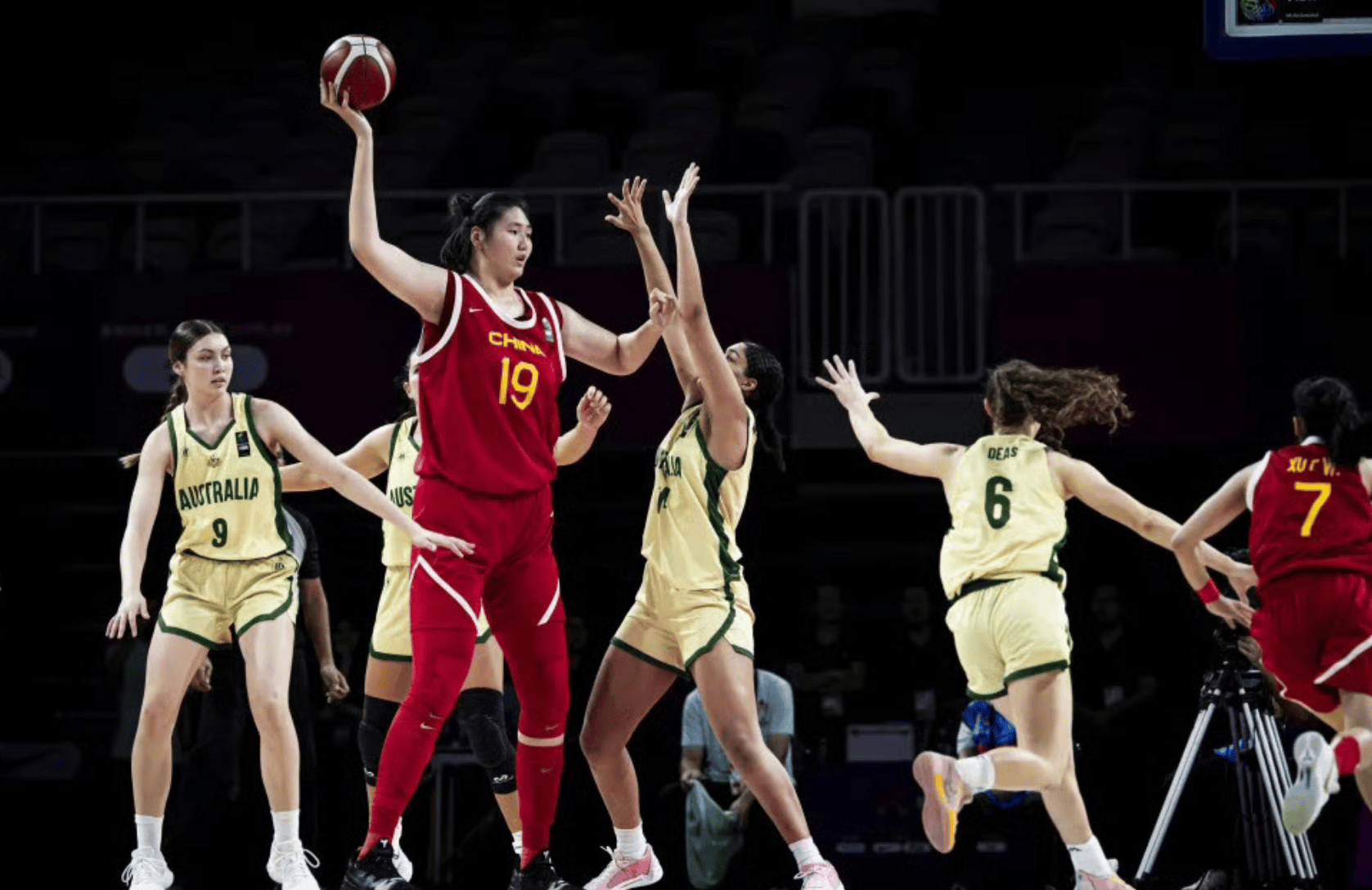 63分惨败！U19女篮世界杯-中国队不敌加拿大3连败(u19女篮世界杯2021比分)