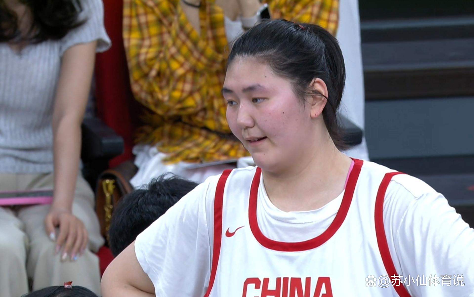 亚洲杯-张子宇11分钟13分中国女篮狂胜印尼51分(女篮张子宇最新消息)