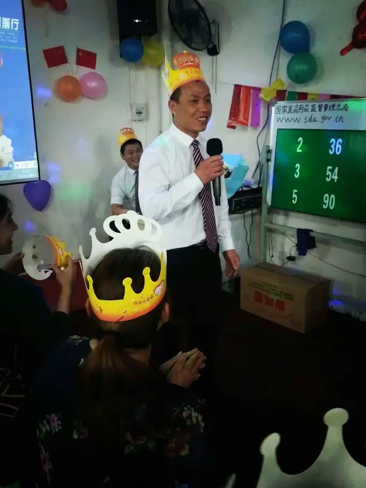 九游体育-智利新星闪亮登场，赢得国际瞩目的简单介绍